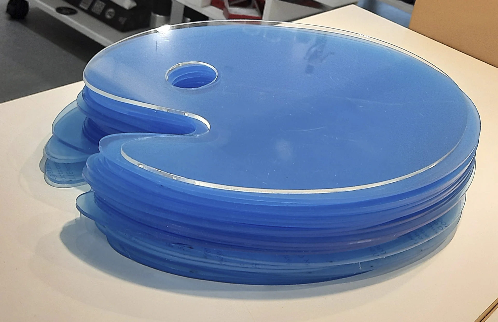 Läpinäkyvä akryylipaletti suorakaide - Image 2